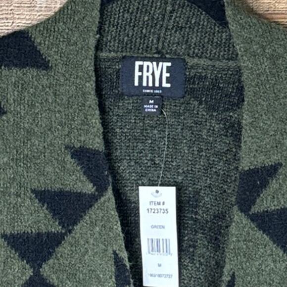 Frye The Cozy Cardigan Sweater Southwest Jacquard Cozy Luxe Yarn SZ Medium NWT - Picture 3 of 8